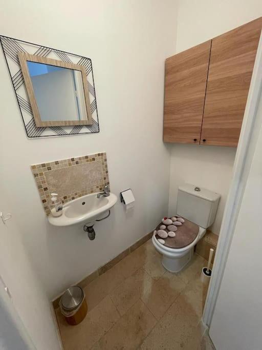Appartement Bord De Mer Avec Garage ม็องตง ภายนอก รูปภาพ
