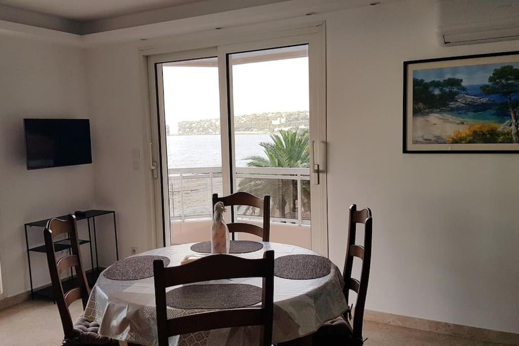 Appartement Bord De Mer Avec Garage ม็องตง ภายนอก รูปภาพ