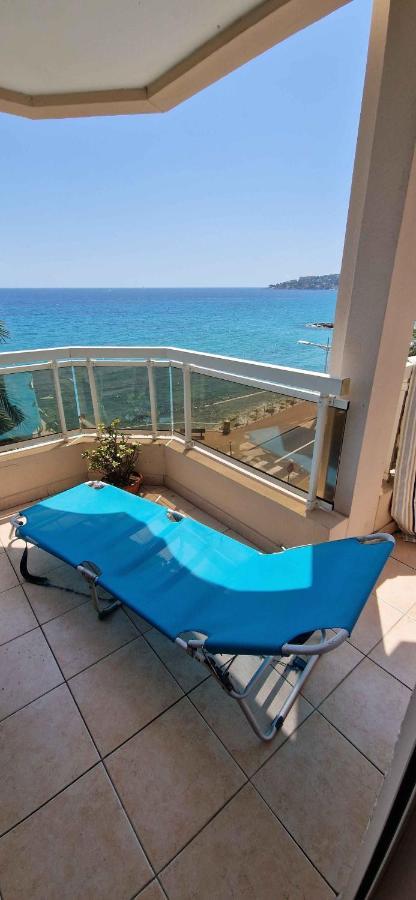 Appartement Bord De Mer Avec Garage ม็องตง ภายนอก รูปภาพ